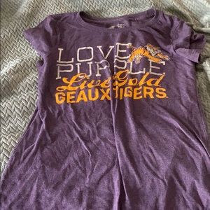 LSU shirt size S